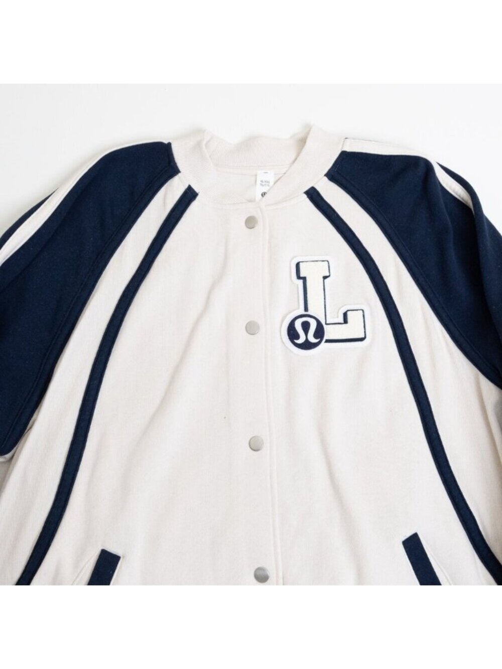Lululemon Scuba Oversized Collegiate Jacket Graphic White Blue HK Exclusive XL - Picture 5 of 14